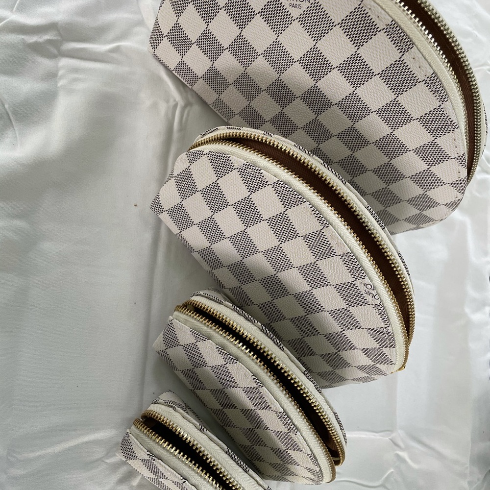 Makeup Designer pouch - Picture 3 of 3